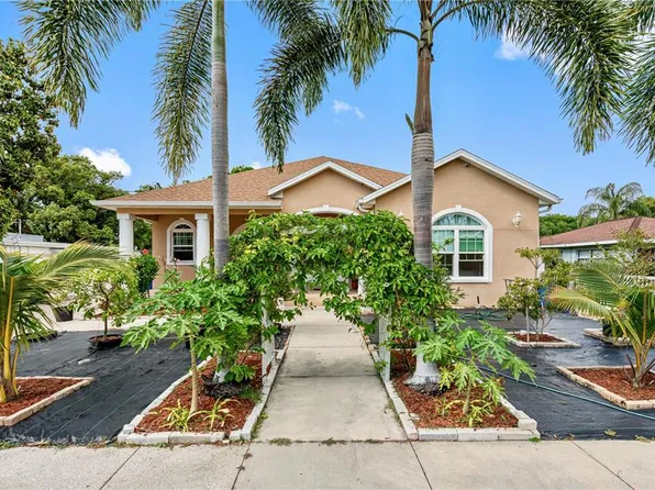 2925 W Burke St, Tampa, FL 33614