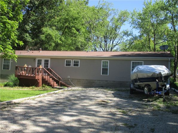 6 Angler Trl, Pana, IL 62557