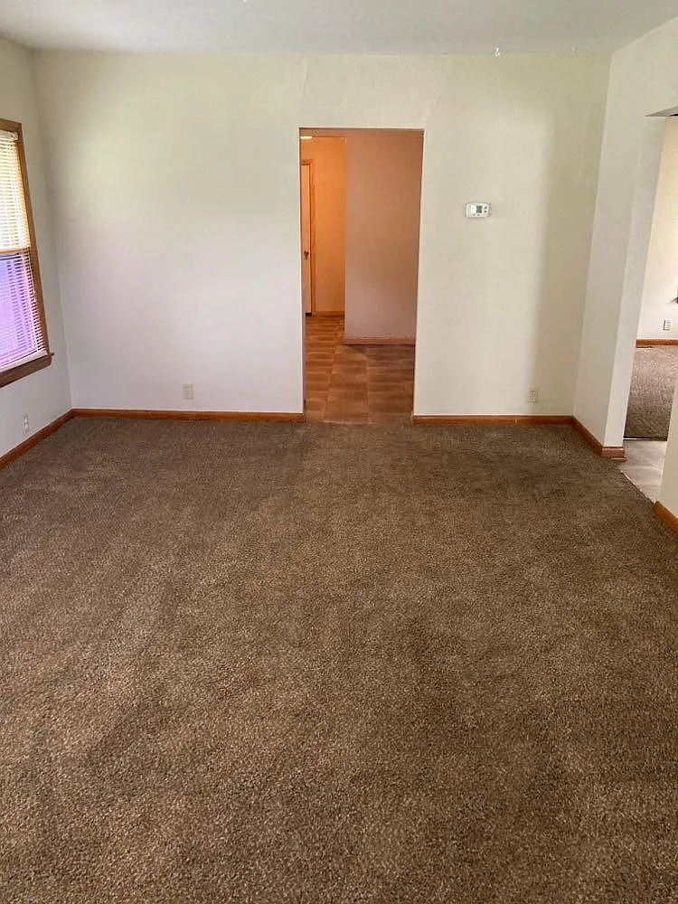 2 bed, 800 sqft, $950 — Photo 3