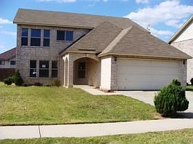 1st image of 215 Tabor Dr