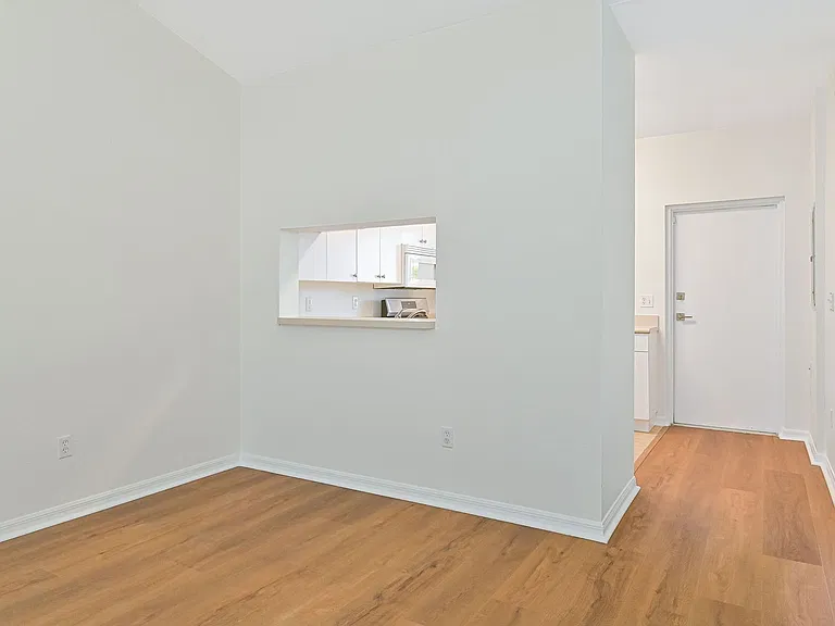 8546 Bernwood Cove Loop #1104 — Photo 5