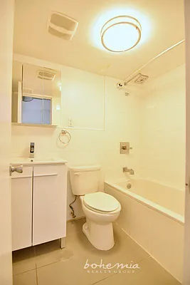 Rented by Bohemia Realty Group | media 10