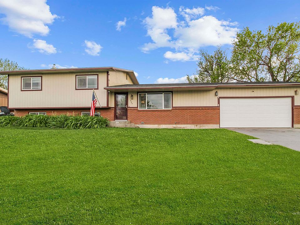 1st image of 669 Primrose Dr