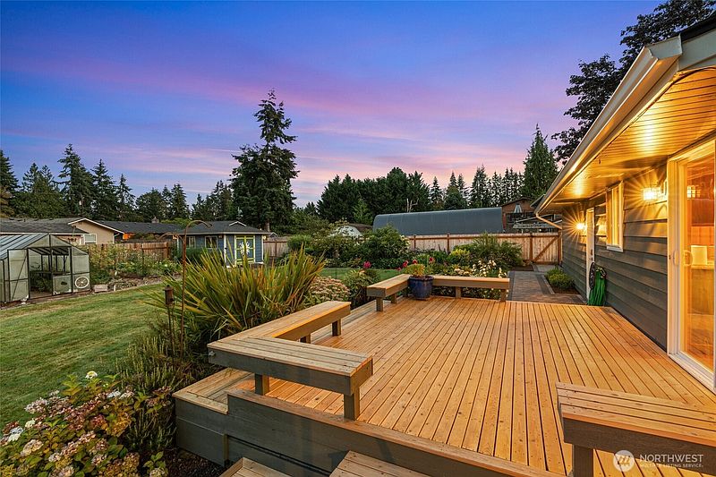 4th image of 10501 25TH Drive SE