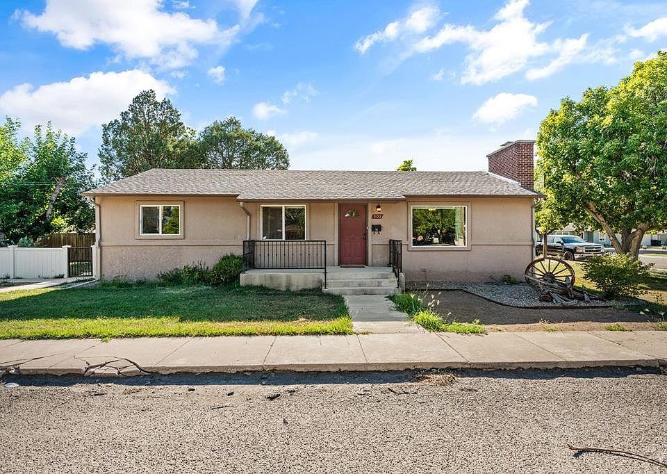 1st image of 302 4th St