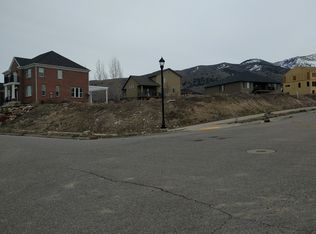 1041 E 480 S, Smithfield, UT 84335