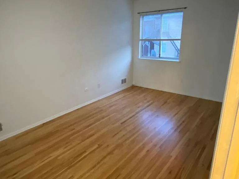 607 Sussex St #1 — Photo 6