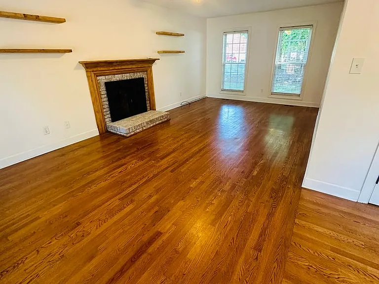 4919 Sarah Hall Ln — Photo 4