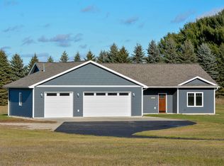 5597 Timber Flats Dr, Kingsley, MI 49649