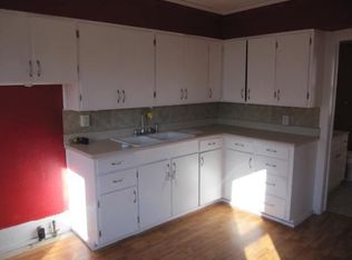 105 W 5th St, Woodward, IA 50276