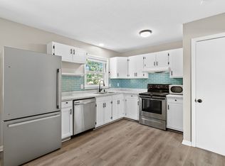 5215 Longbranch Dr, Fayetteville, NC 28303