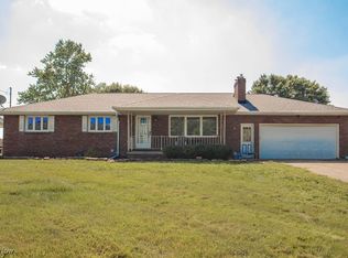 456 Sycamore Dr, Campbell, OH