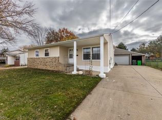 4391 Maplepark Rd, Stow, OH 44224