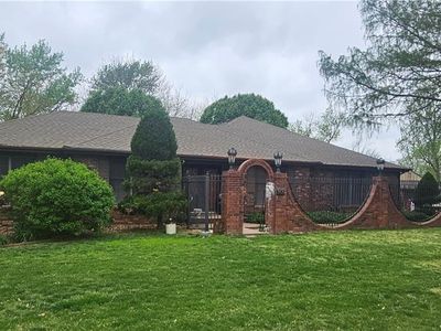 817 Elmwood Ln, Pittsburg, KS, 66762