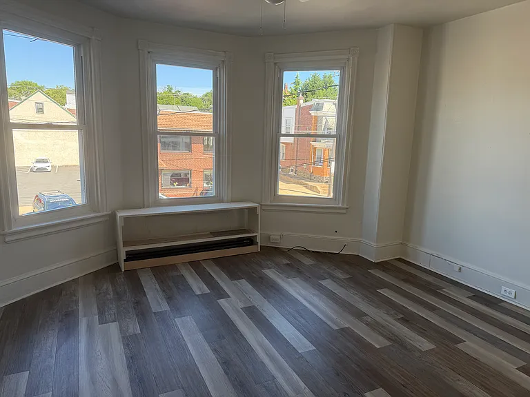 833 N Union St #B — Photo 9