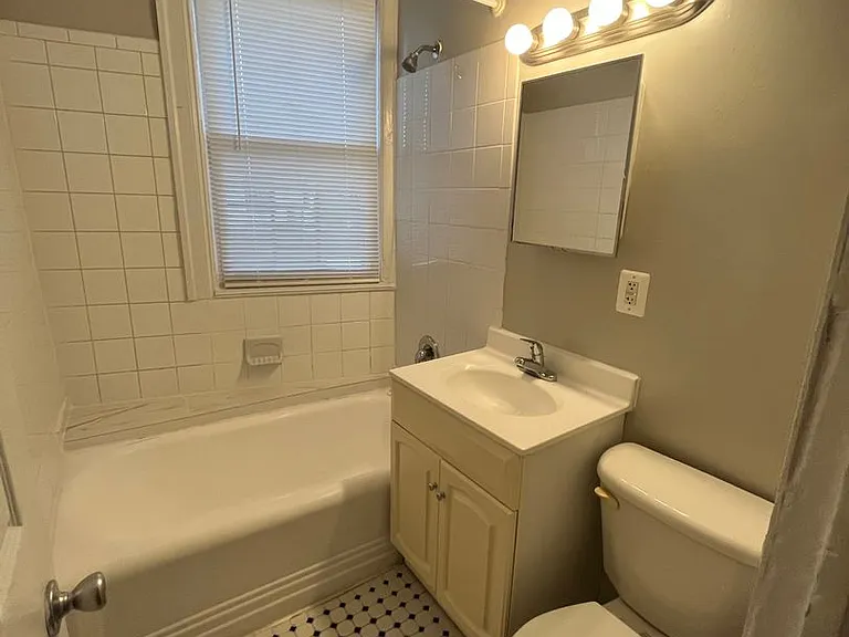 5611 7th St NW — Photo 7