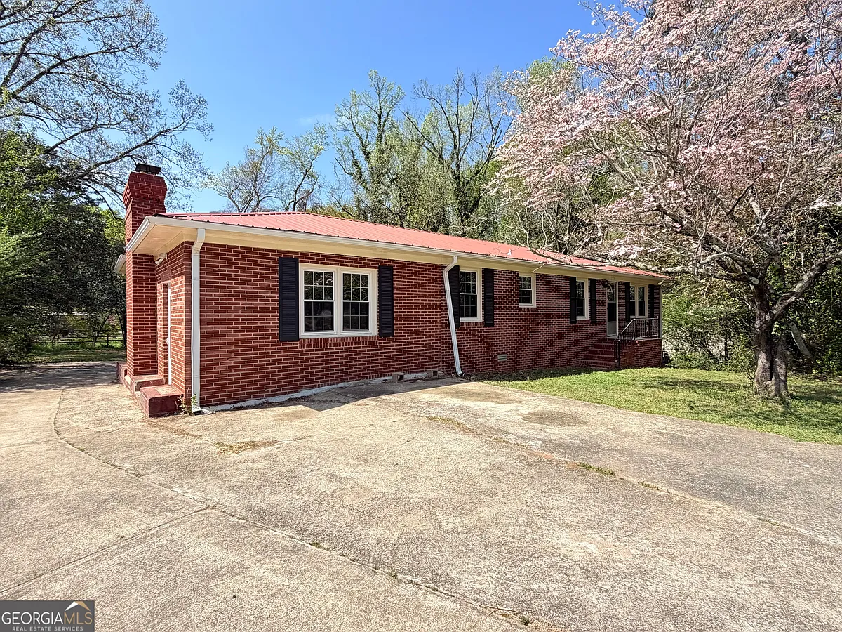 Building Photo - 125 Lillian Dr