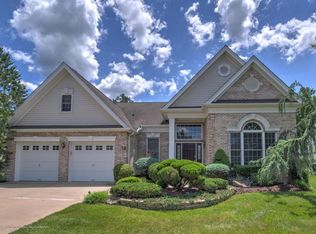 12 Dunberry Dr, Freehold, NJ 07728