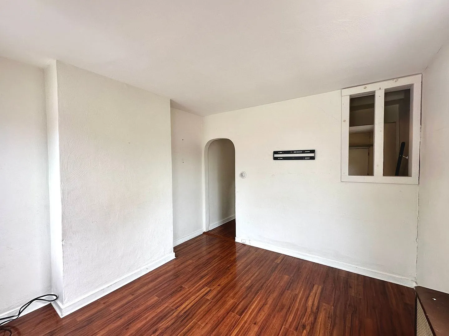 2 Bed, 1 Bath Rowhome in the Heart of Lawrenceville - Available Immediately! — Photo 2