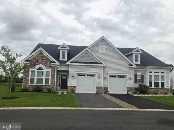 118 Bridge Blvd, Eastampton, NJ 08060