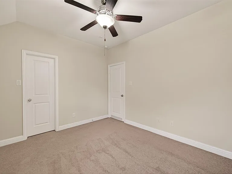 10514 Inverclyde Dr — Photo 24