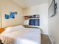 510 King St E #Penthouse 817 — Photo 9