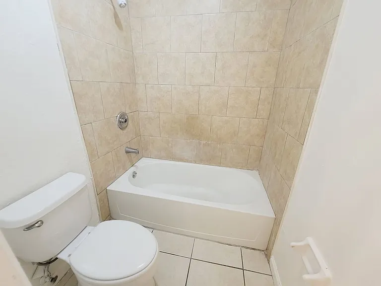 3209 Hester Dr — Photo 12
