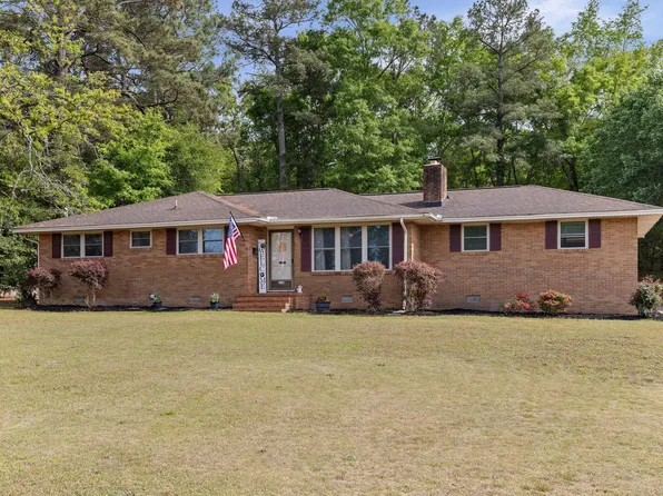 310 Laurel Dr, Graniteville, SC 29829