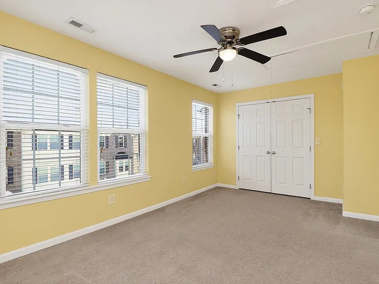 7749 Jackson Pond Dr — Photo 12