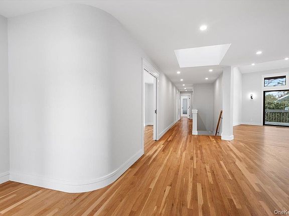 5th image of 9 Shady Road