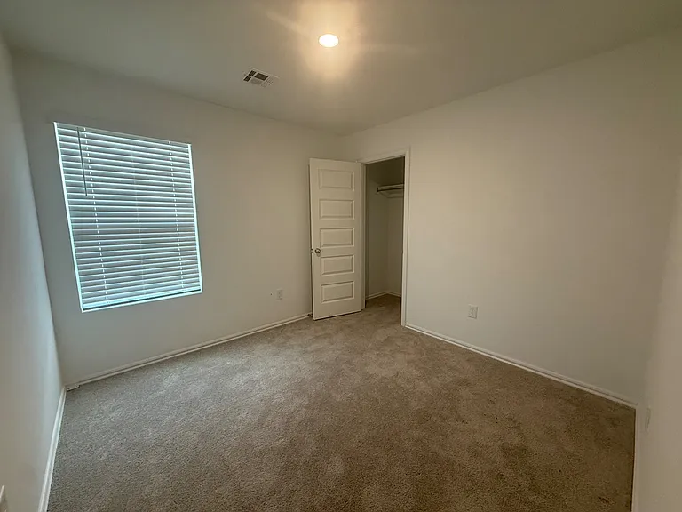 16213 Maroon Dr — Photo 28