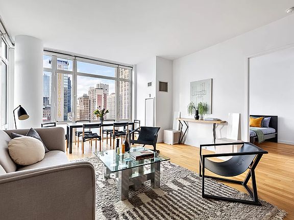 2nd image of 325 5th Ave APT 29A