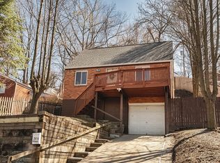 2414 Woodward Ave, Pittsburgh, PA