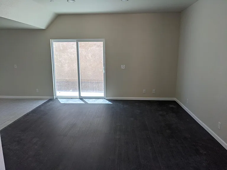 1609 N Erwin St #A-B — Photo 10
