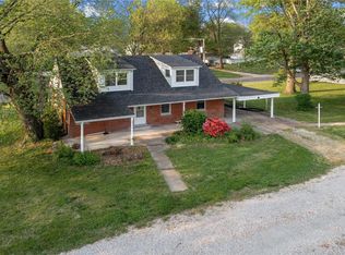 200 E Green St, Mascoutah, IL