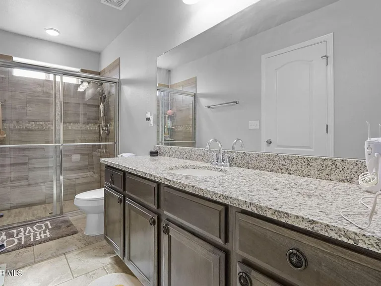 3917 Desert Dunes Dr — Photo 34