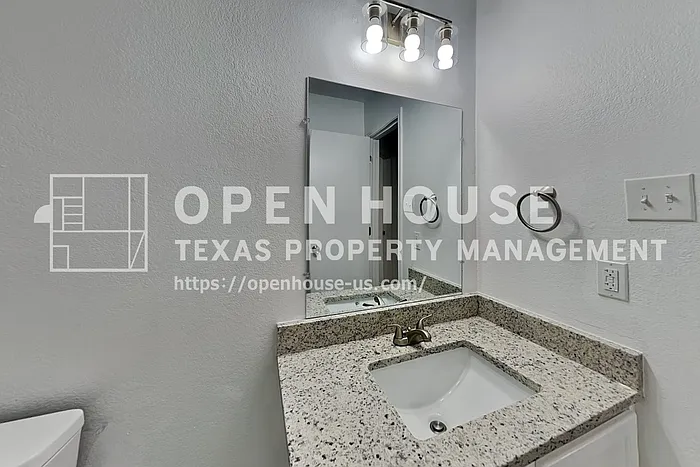 7900 Canoe Ridge Ln — Photo 18
