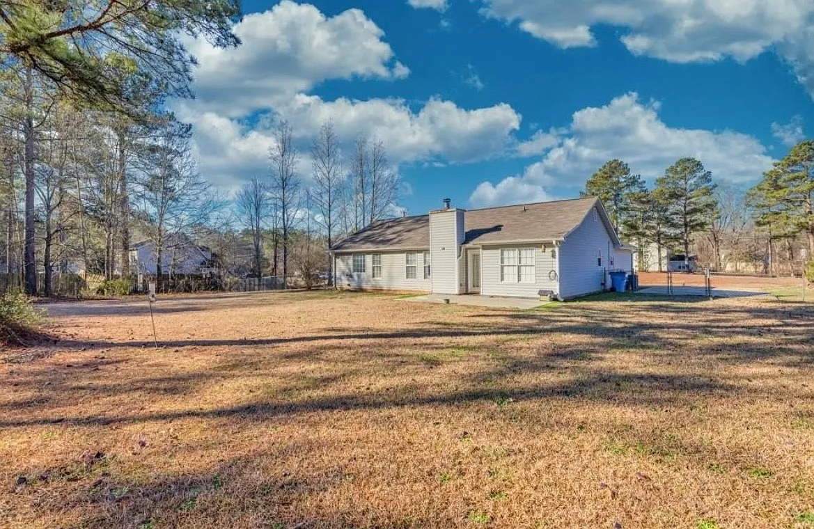 Floresta Dr, McDonough — Photo 4