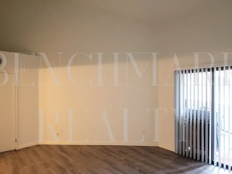 2845 Idlewild Dr #305 — Photo 10