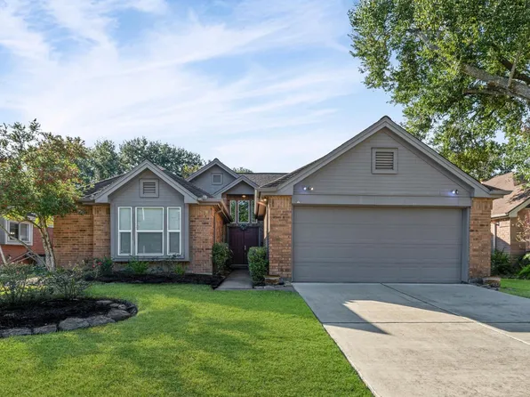 818 Maple Branch Ln, Pearland, TX 77584