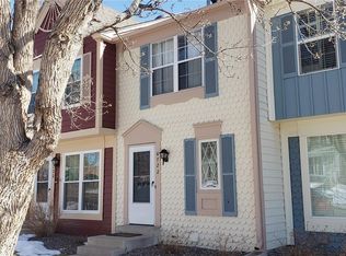 6722 S Holland Way, Littleton, CO 80128