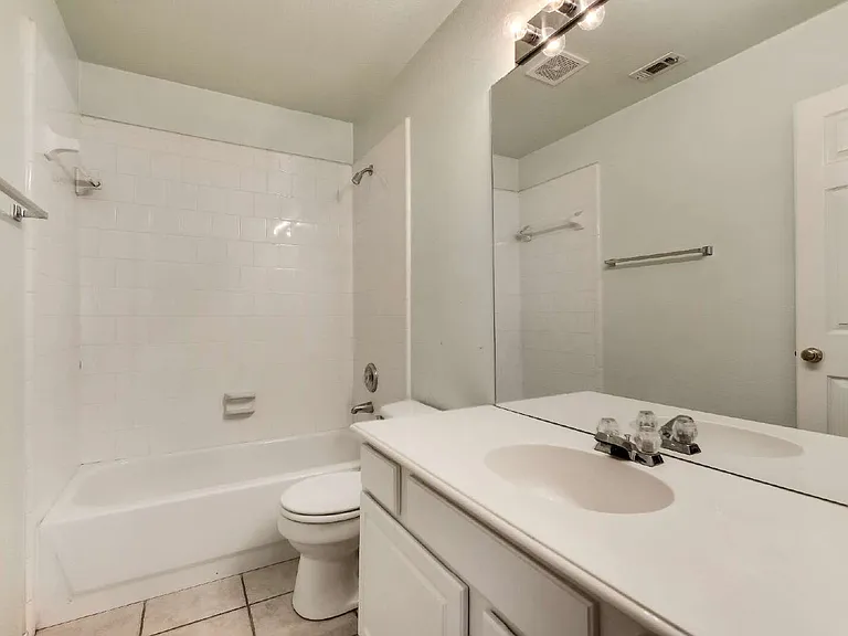 5909 Berkshire Rd — Photo 12