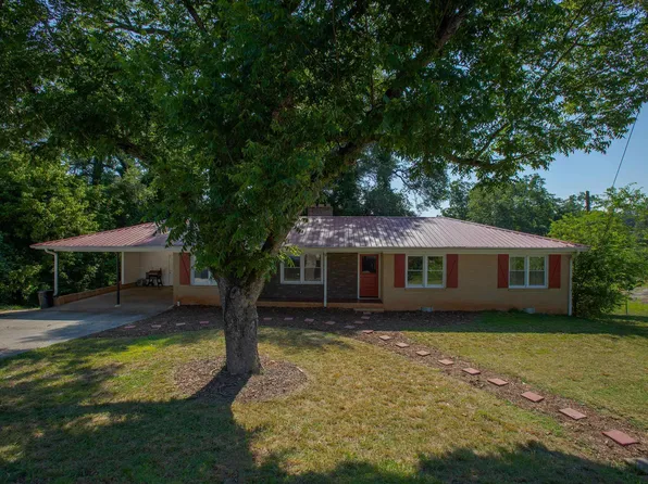 34 Pickens Dr, Liberty, SC 29657