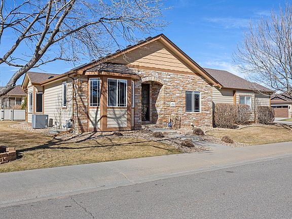 3rd image of 4735 Mimosa St