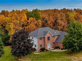 5192 High Pointe Dr, Winneconne, WI 54986