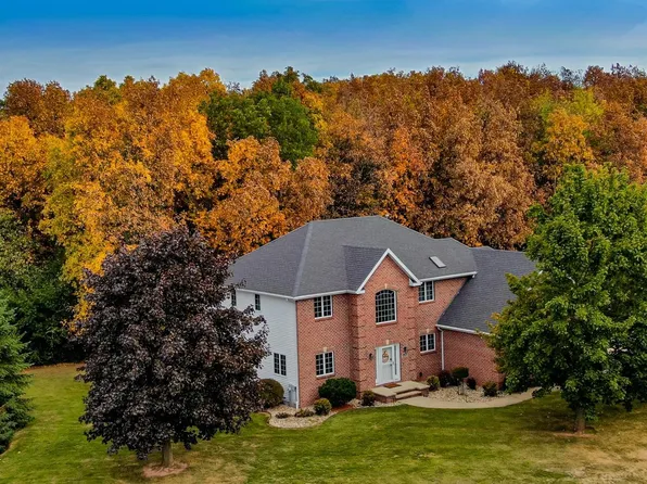 5192 High Pointe Dr, Winneconne, WI 54986