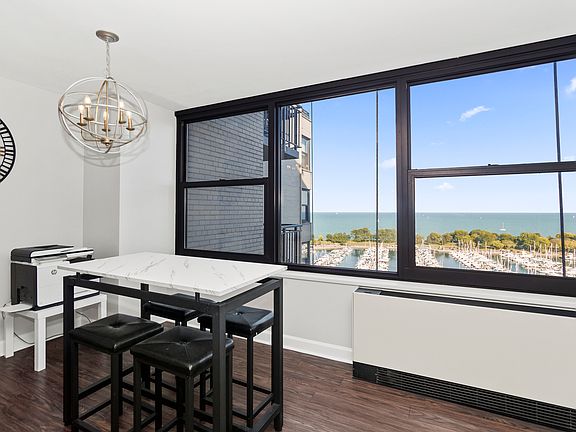 5th image of 3430 N Lake Shore Dr APT 17P