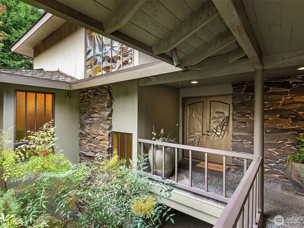 2583 Magnolia Boulevard W, Seattle, WA 98199
