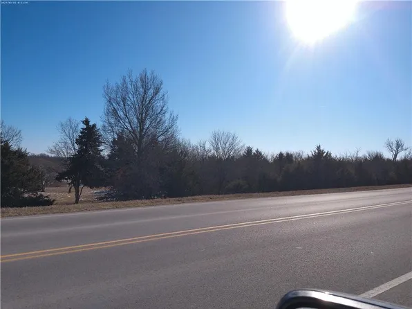 311 Street, Paola, KS 66071