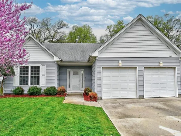 1321 Country Rd, Chesapeake, VA 23324